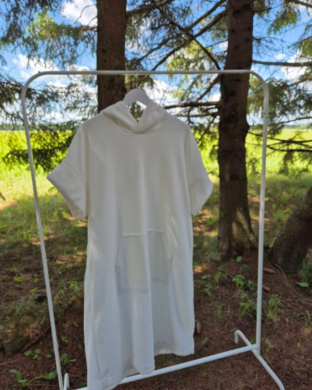 Meadowqueen white bamboo pocho